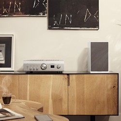 Amplificatore e Lettore di Rete con Streaming Hi-Fi Denon PMA-900HNE