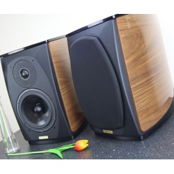 Opera Loudspeakers Callas - Diffusori Hi-Fi 2 Vie da Scaffale